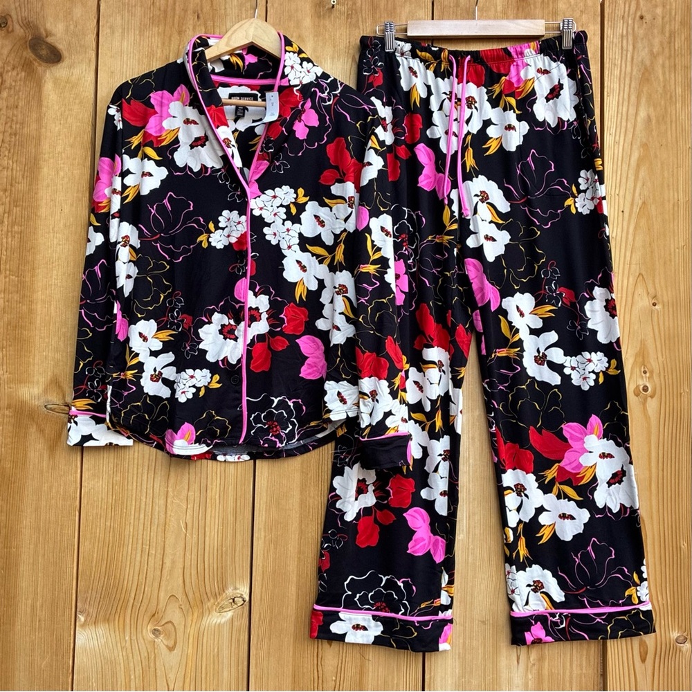 Room Service NWT Floral Pajama Set Sz Medium - Picture 2 of 6